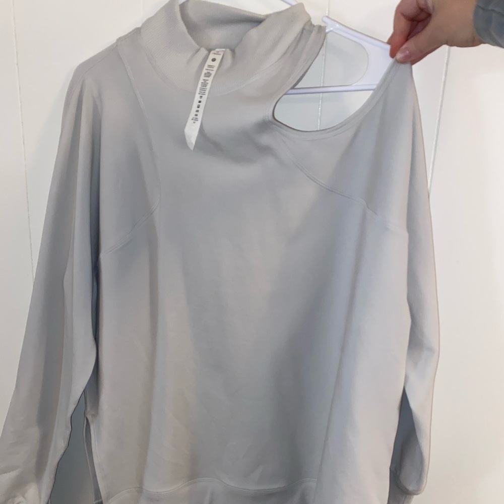 LA asymmetric cut out size 12